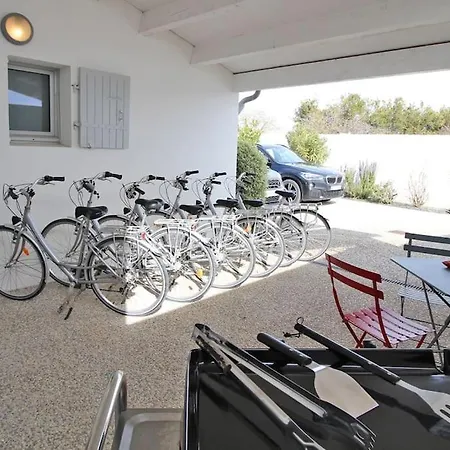 فيلة La Des Flots