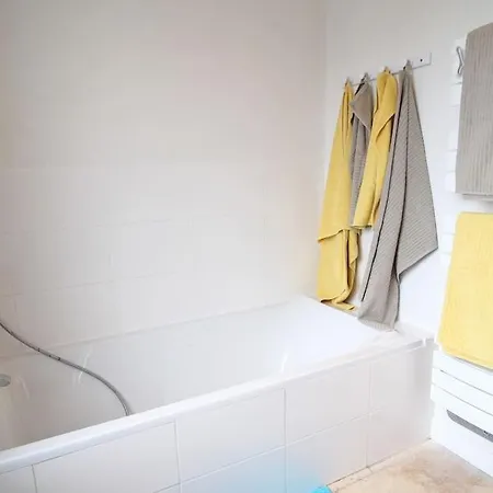 La Des Flots فيلة مدينة لا فلوت